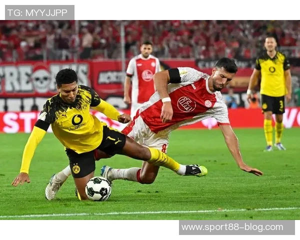 多特蒙德对阵沃尔夫斯堡首发阵容揭晓吉拉西与小贝林厄姆领衔出战